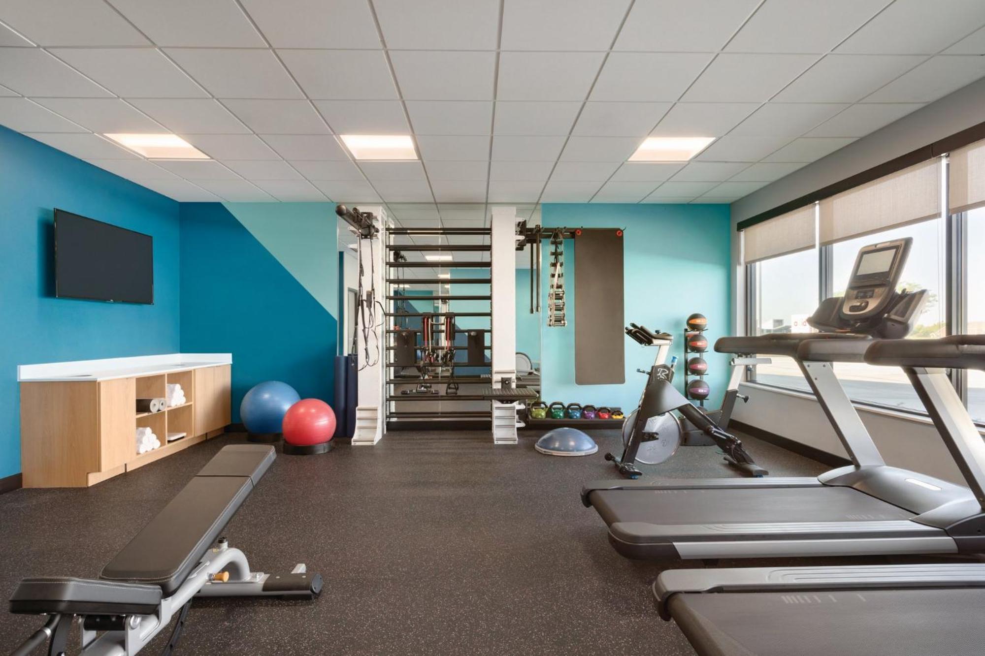 Avid Hotels Billings West By Ihg Экстерьер фото