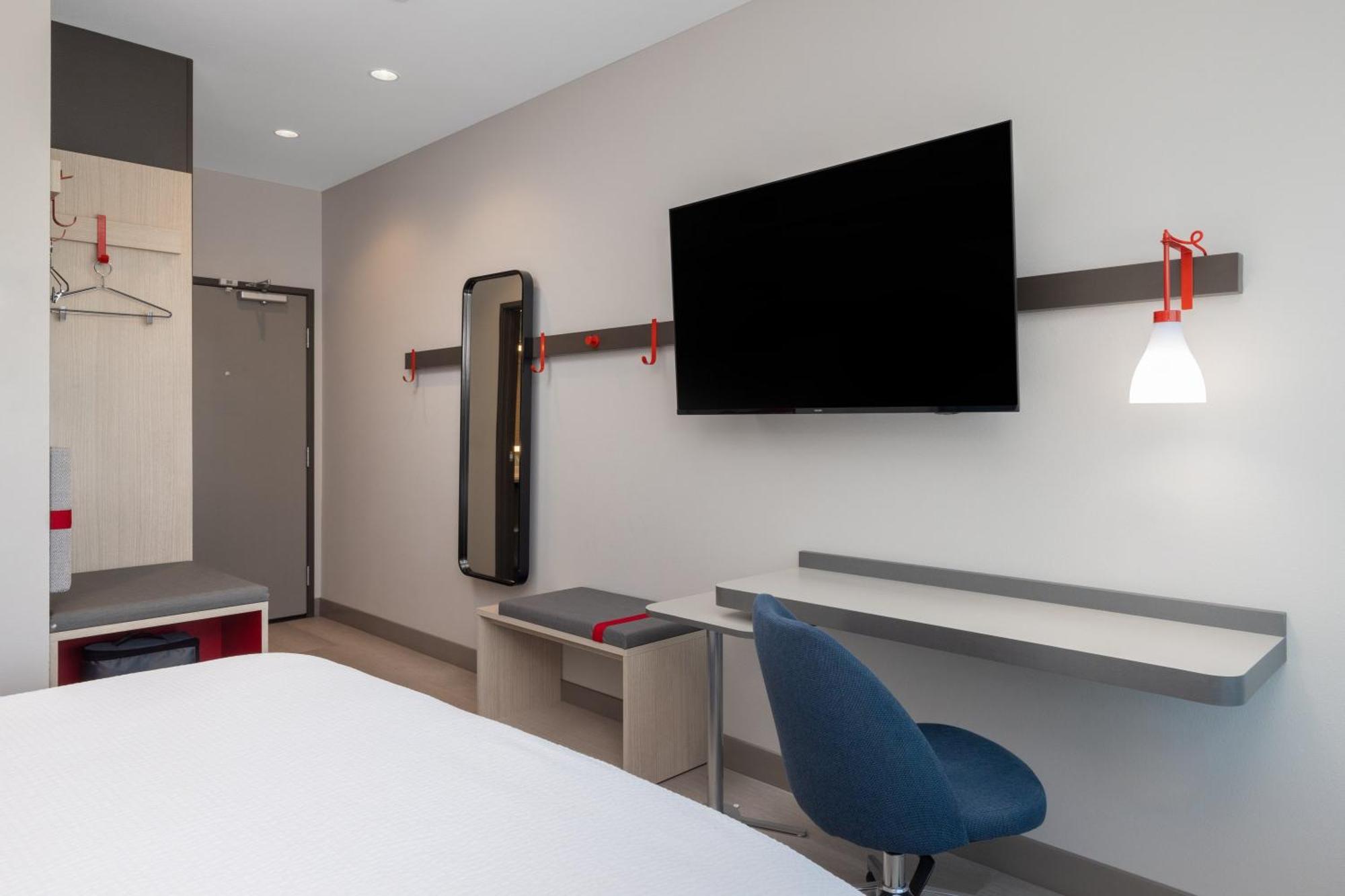 Avid Hotels Billings West By Ihg Экстерьер фото